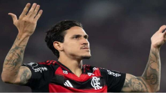 Pedro limpa a defesa do Cruzeiro e abre o placar para o Flamengo com um golaço no Maracanã
