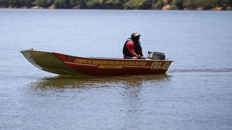 Corpo é avistado preso a raízes no rio Parnaíba. Bombeiros foram acionados
