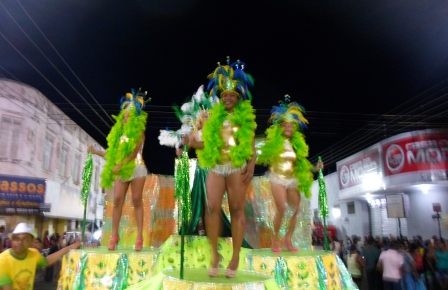 rosasdeouro2014a