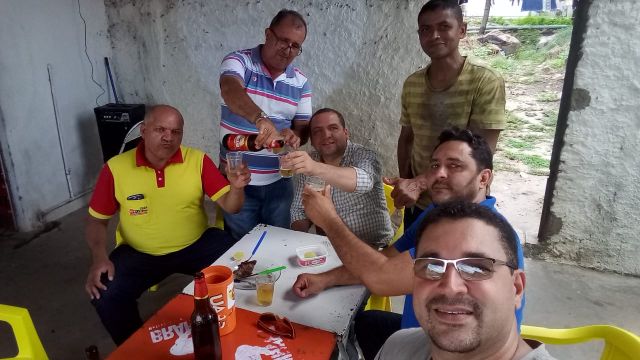 aniversa