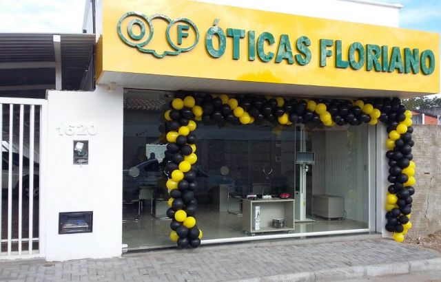oticas