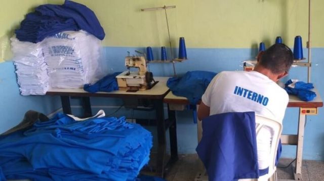 Internos