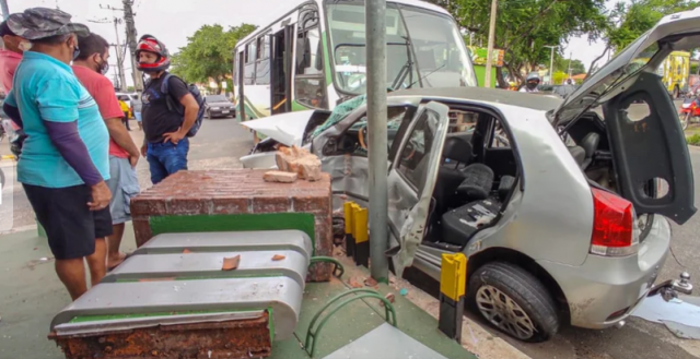 colisaonibus
