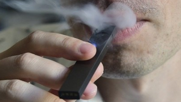 vapes