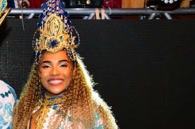 Samara, vencedora do Concurso de Rainha, não representava nenhuma Escola de Samba 