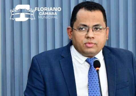 Vereador Dessim usa a tribuna da Câmara para criticar a qualidade das obras do Estado em Floriano