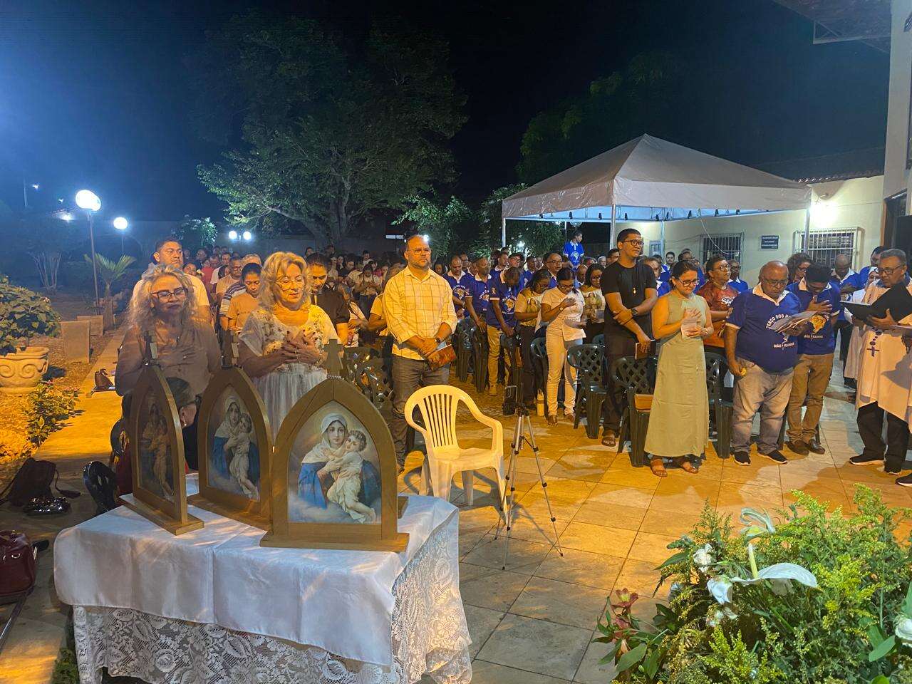 Segunda noite do Festejo de São Pio é celebrada pelo pe. Expedito e animado pelo coral do THMR