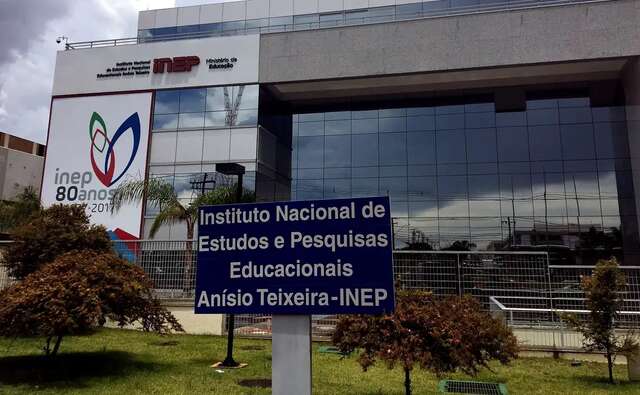 inep