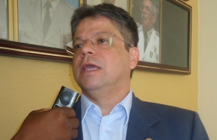 gustavoneiva2682012