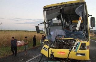 acidenteonibus2752013