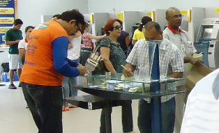 caixaseletronicos28122012